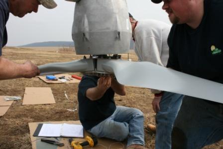 Attaching the blades to the Skystream...